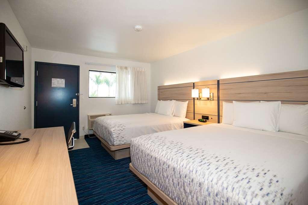 Orange Grove Inn Tustin Room photo